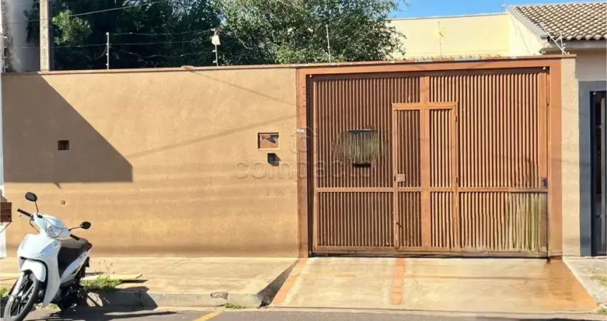 Casa com 3 quartos à venda no Centro, Mirassol 