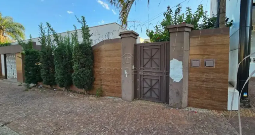 Casa comercial com várias salas e quintal em localização estratégica para alugar - vila são manoel