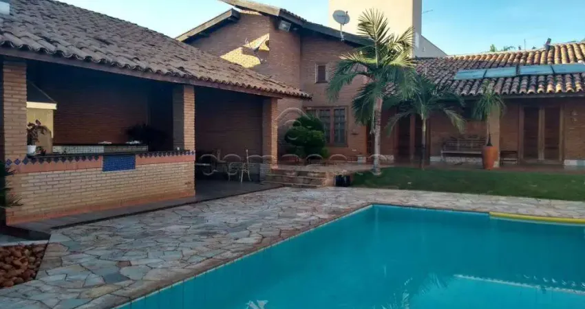 Casa com 3 quartos à venda no Centro, Guapiaçu