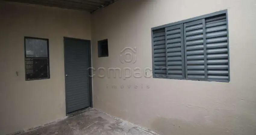 Casa com 2 quartos para alugar na Rua Olindo Roma, Vila Toninho, São José do Rio Preto
