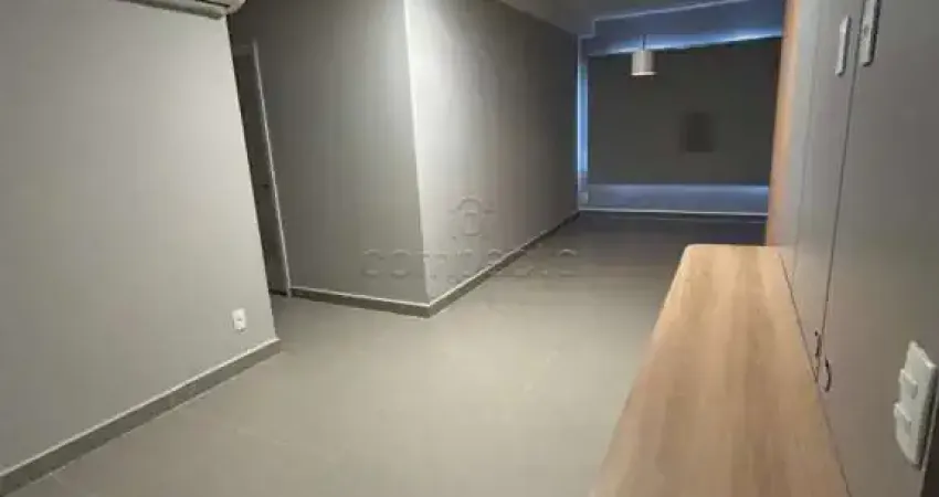 Apartamento com 3 quartos para alugar na Rua Antônio Olímpio, Vila Sinibaldi, São José do Rio Preto