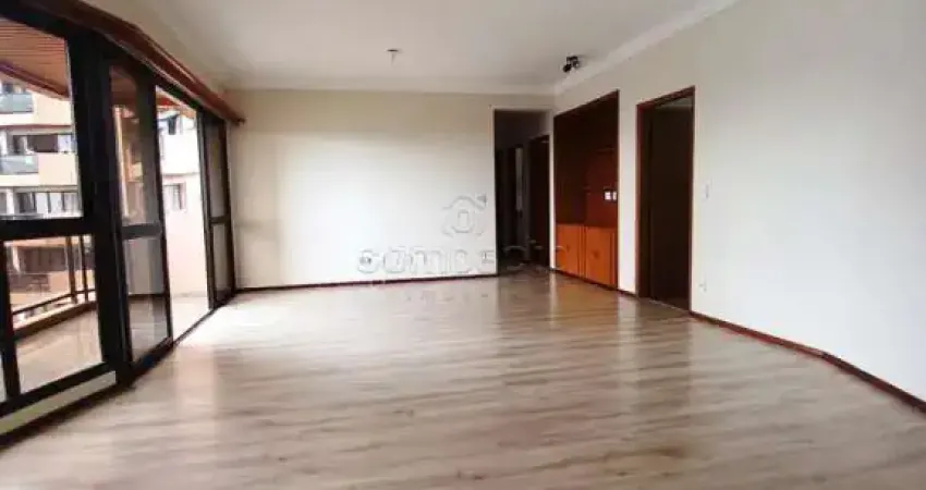 Apartamento com 3 quartos para alugar na Avenida José Munia, Nova Redentora, São José do Rio Preto