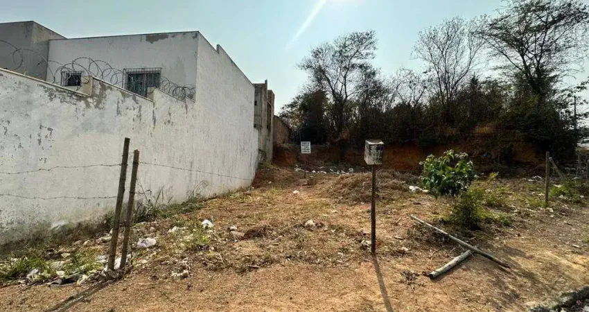 Terreno à venda no Tropical, Contagem 