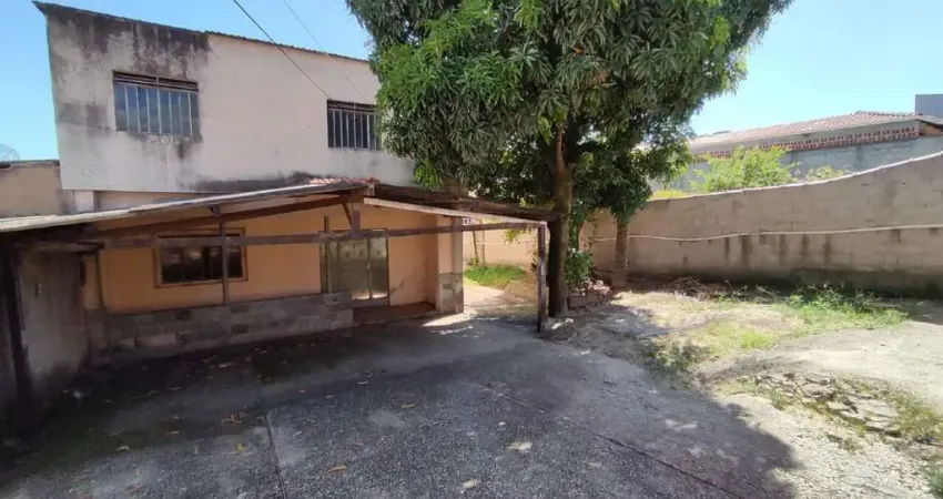 Casa com 2 quartos à venda no Petrolândia, Contagem