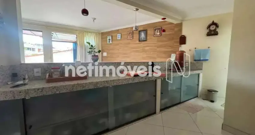 Casa com 2 quartos à venda no Petrolândia, Contagem 