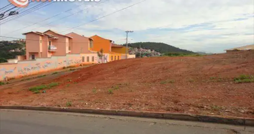 Terreno à venda na Rua dos Ciprestes, Lúcio de Abreu, Contagem