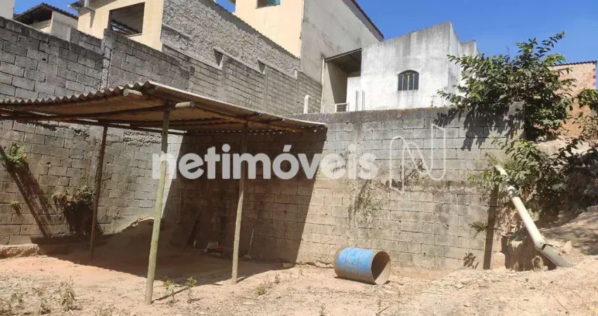 Terreno à venda na Avenida Adutora Várzea das Flores, Petrolândia, Contagem