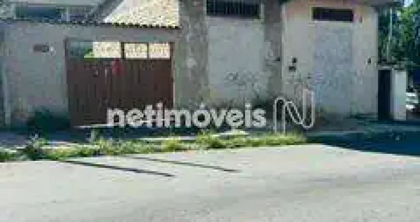 Casa com 2 quartos à venda no Petrolândia, Contagem 