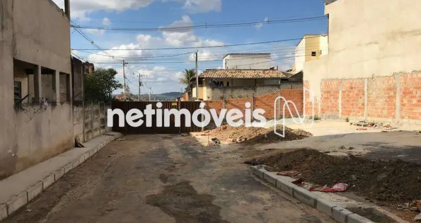 Terreno à venda na Rua Paineiras, Colonial, Contagem