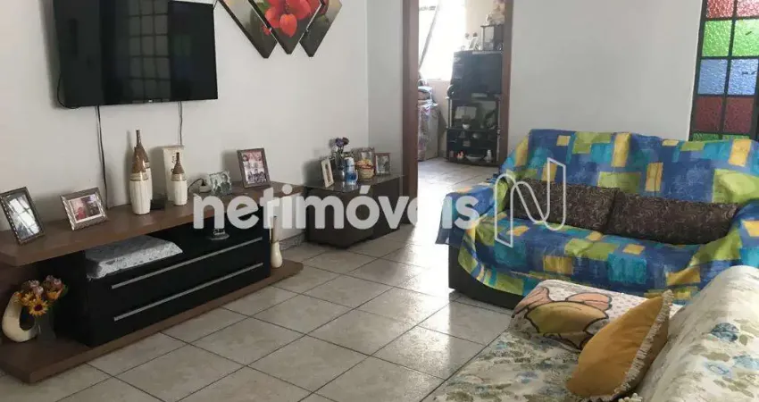 Casa com 3 quartos à venda no Parque Maracanã, Contagem 