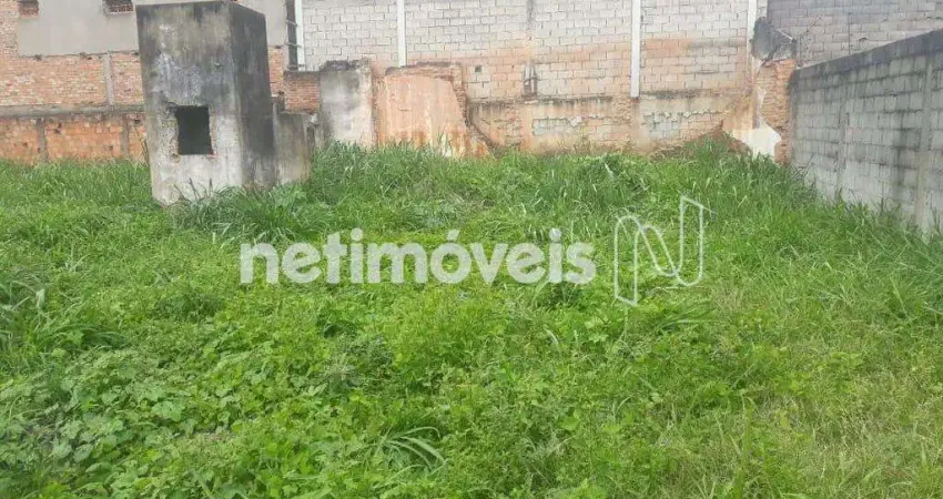 Terreno à venda no Decamão, Betim 