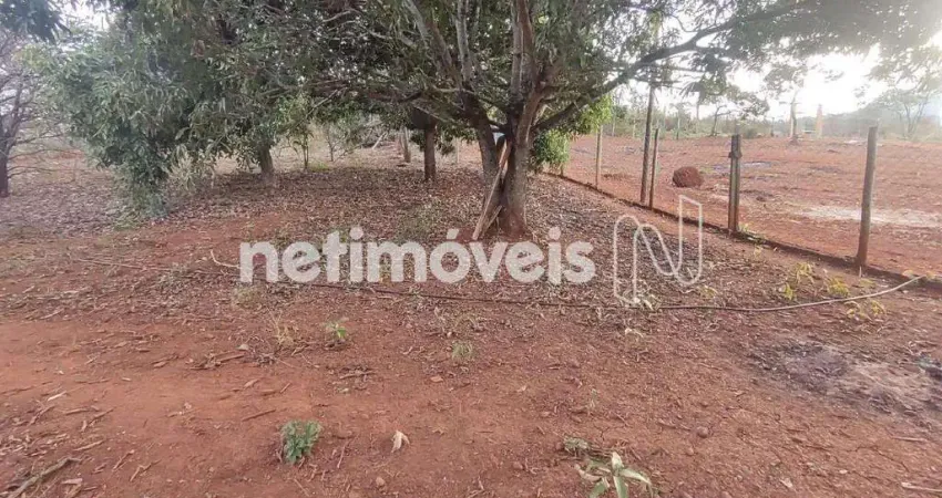 Terreno à venda no Parque do Girassol, Esmeraldas