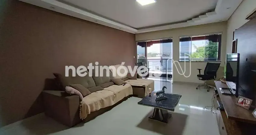 Casa com 3 quartos à venda na Vila Cristina, Betim 