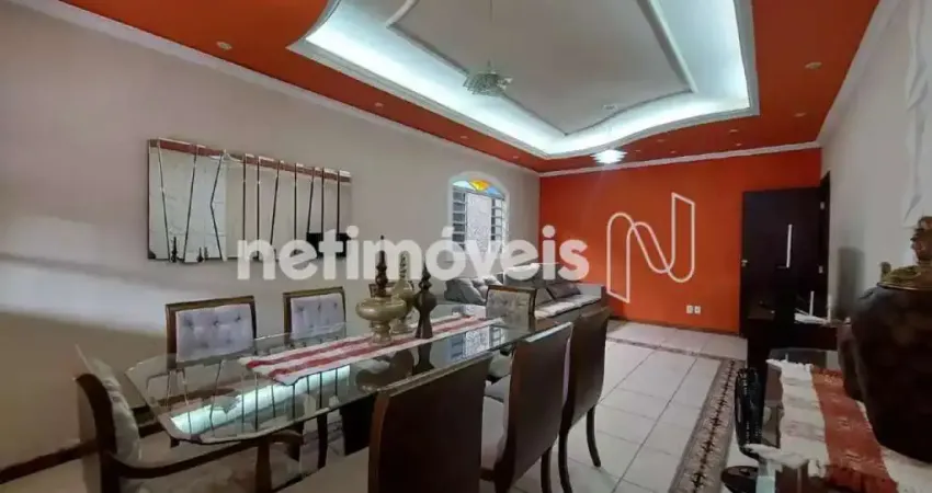 Casa com 3 quartos à venda no Petrovale, Betim 