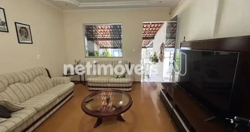 Casa com 3 quartos à venda no Alvorada, Betim 