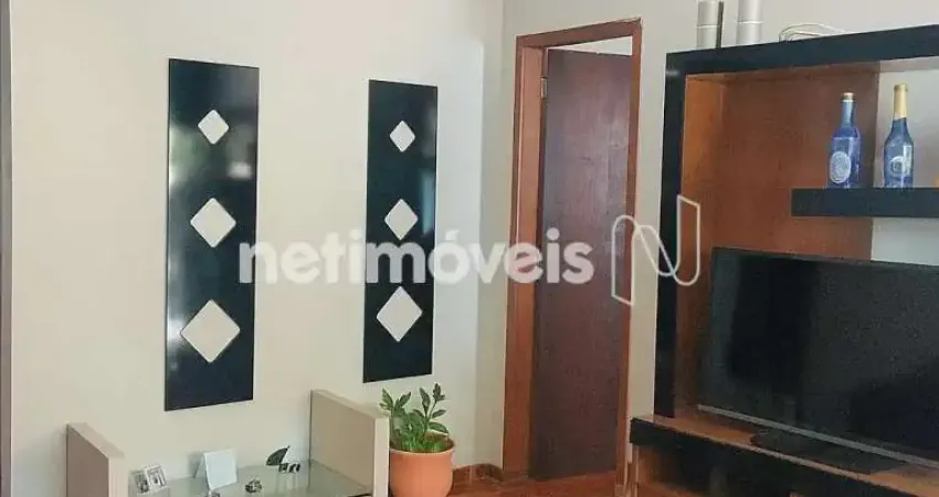 Casa com 2 quartos à venda no Petrolândia, Contagem