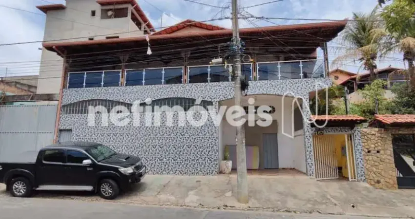 Casa com 3 quartos à venda no Petrolândia, Contagem