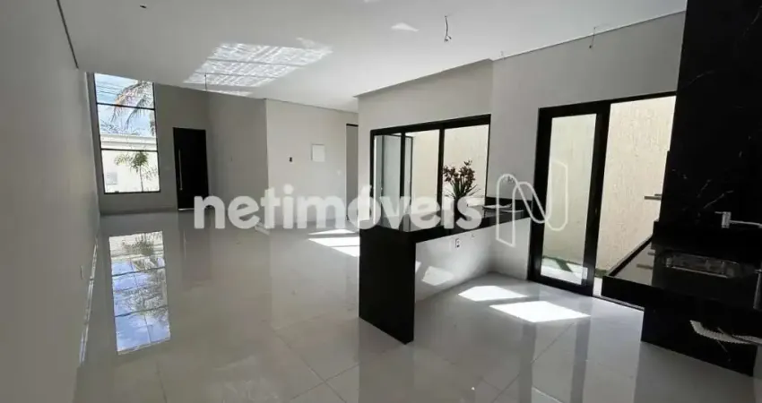 Casa com 3 quartos à venda no Ingá, Betim 