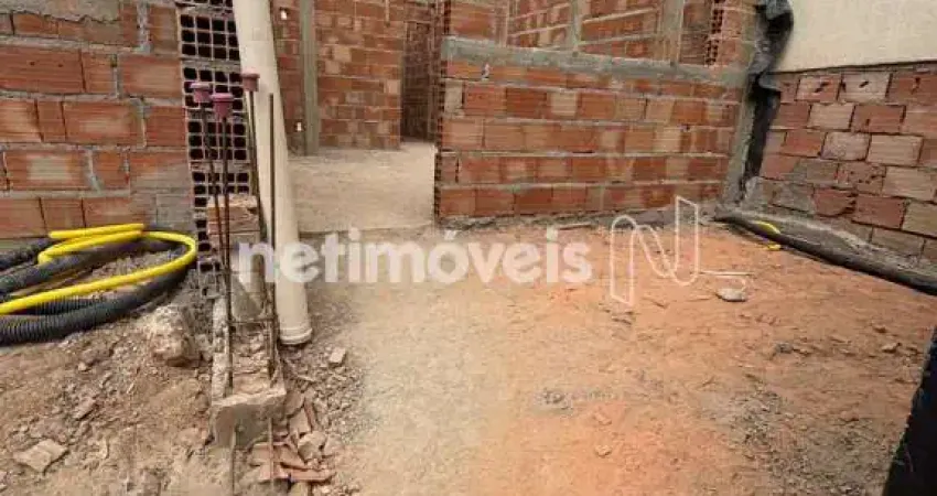 Casa com 2 quartos à venda no São Luiz, Betim 