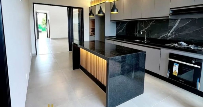 CASA TÉRREA CONDOMINIO SAN MARCO-PRONTA PARA MORAR-AMBIENTES INTERNOS:3 SUÍTES AMPLAS, CLIMATIZADAS E COM MÓVEIS PLANEJADOS- ESCRITÓRIO COM PLANEJADOS E AR-CONDICIONADO-LAVABO COM PIA EM MÁRMORE TRAVE