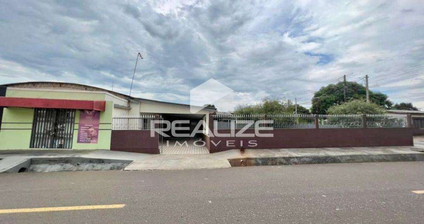 Casa à venda na Vila C + Sala Comercial