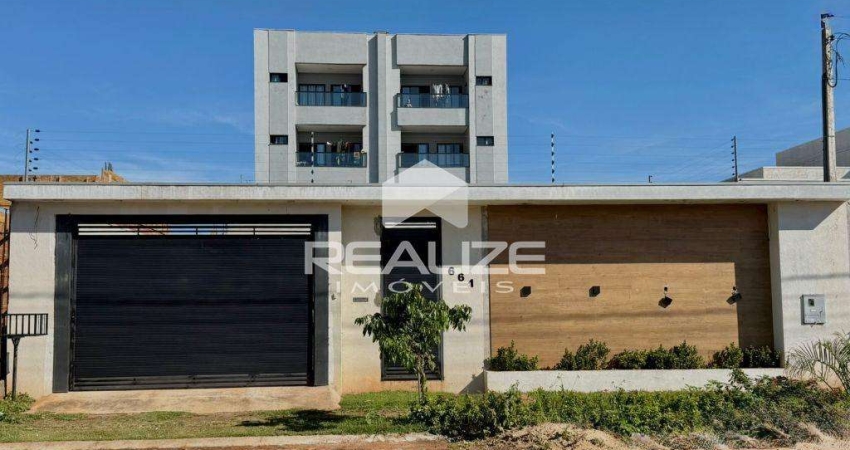 Casa à venda no Jardim Ipê IV com 2 quartos e amplo terreno