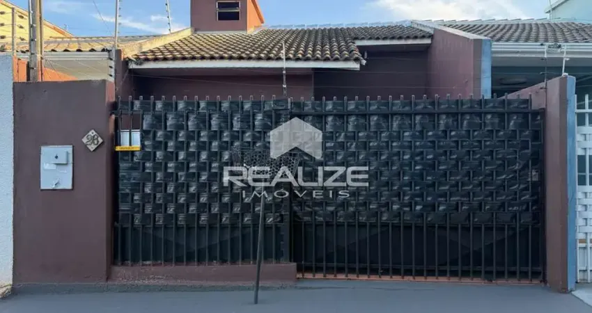 Casa com 2 quartos à venda na Avenida Maceió, Jardim Ipê II, Foz do Iguaçu