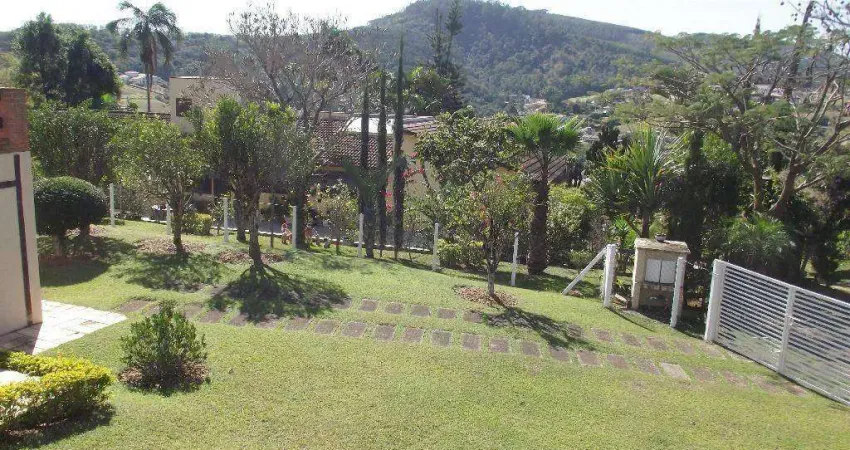 Casa com 3 dormitórios à venda, 400 m² por R$ 1.690.000,00 - Condomínio Jardim das Palmeiras - Bragança Paulista/SP