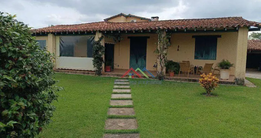 Casa com 5 dormitórios à venda, 335 m² por R$ 1.500.000 - Jardim América - Bragança Paulista/SP