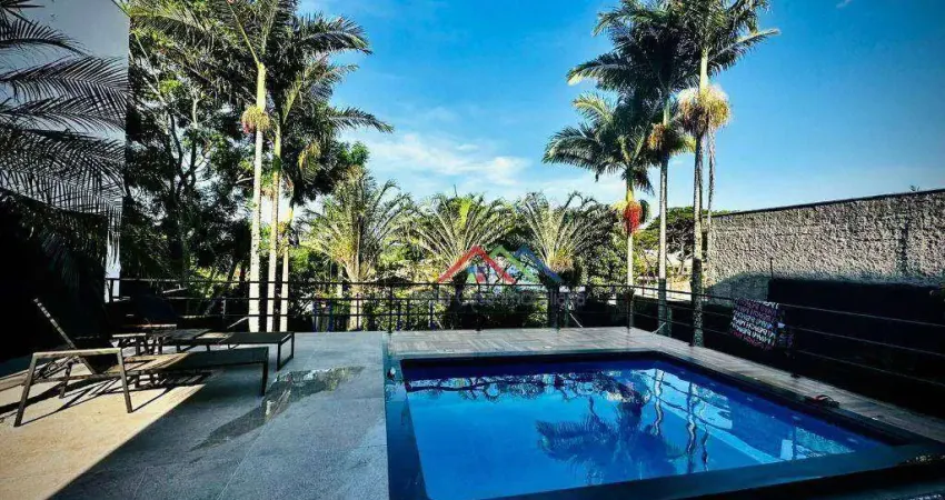 Casa com 3 dormitórios à venda, 355 m² por R$ 1.800.000 - Jardim Santa Helena - Bragança Paulista/SP