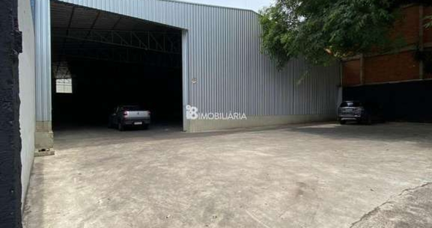 Barracão / Galpão / Depósito para alugar no Centro, Cascavel 