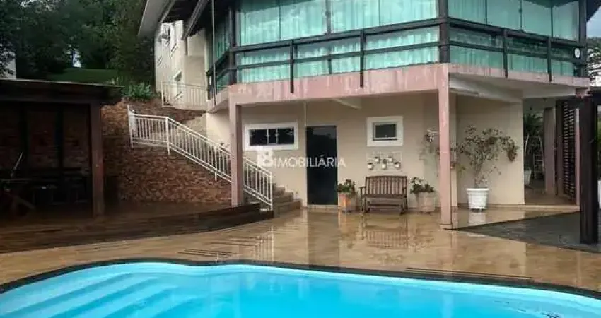 Excelente sobrado em condomínio fechado nas marinas de boa vista à venda