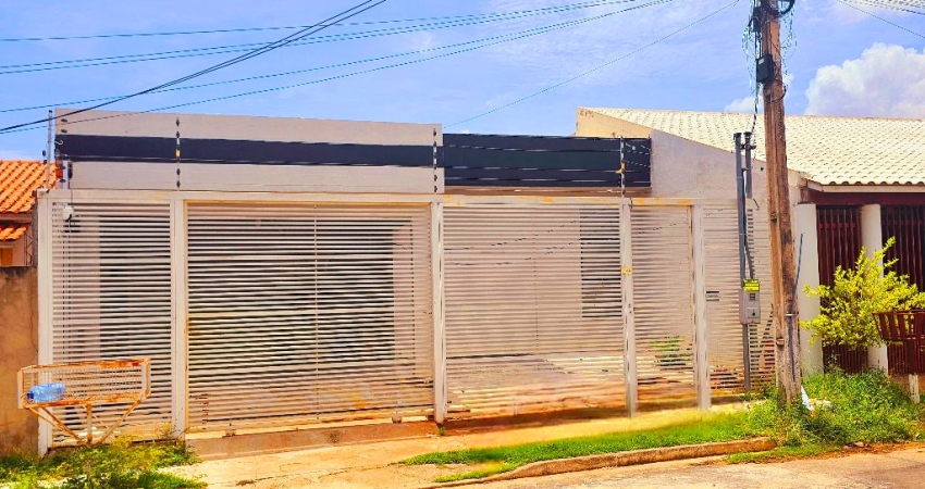 Casa com Piscina 2 quartos sendo 1 Suíte Residencial Santa Terezinha Cuiabá - MT