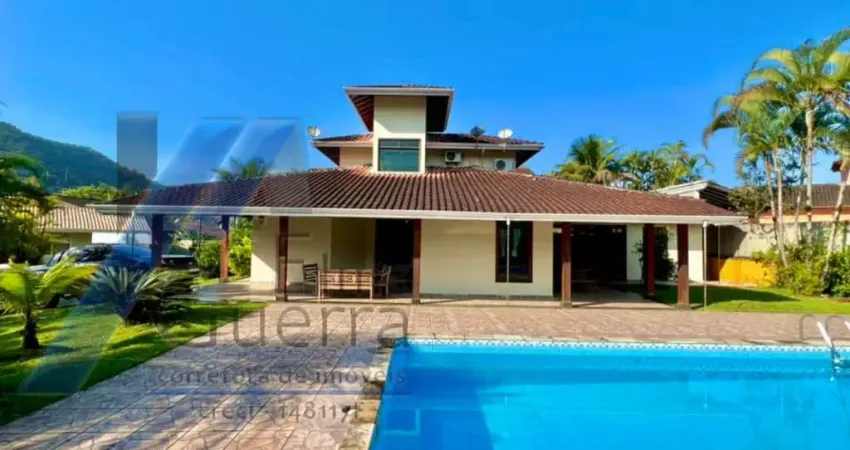 Ubatuba, Horto - Condomínio Villas, casa com 03 dormitórios, sendo 01 suíte e área de lazer.