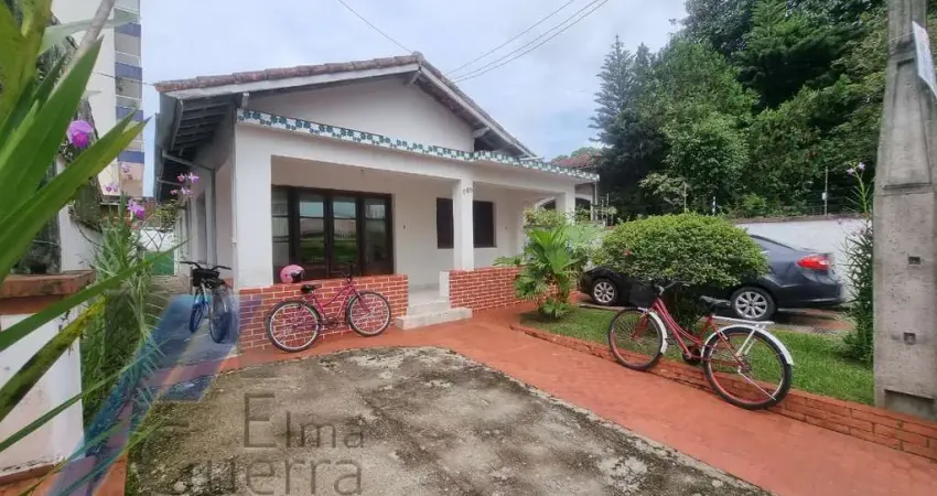Casa com 2 quartos à venda no Centro, Ubatuba 