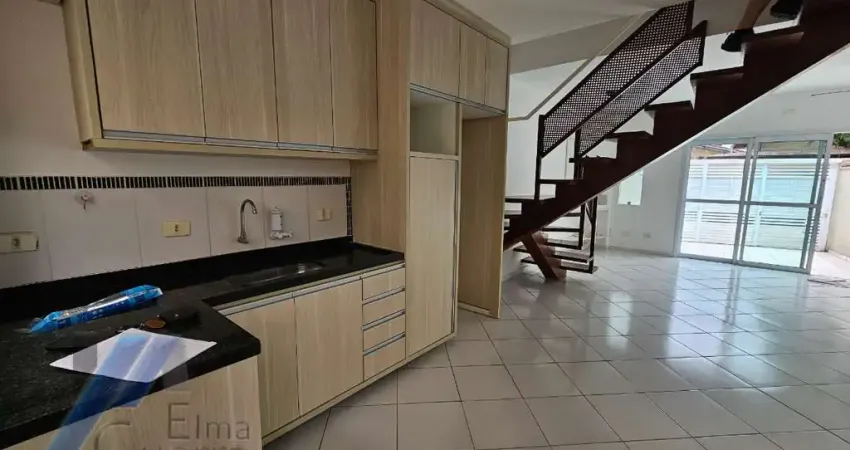 Ubatuba, itaguá - sobrado geminado com área útil de 80 m² e área total de 100 m2 com.