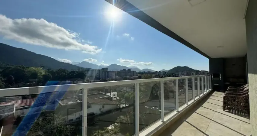 Ubatuba, Centro - Apartamento com 03 dormitórios, sendo 01 suíte e área de lazer.
