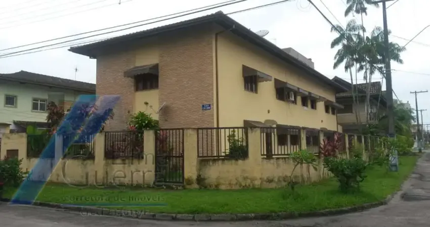 Ubatuba, Itaguá - Apartamento terreo com 01 dormitório.