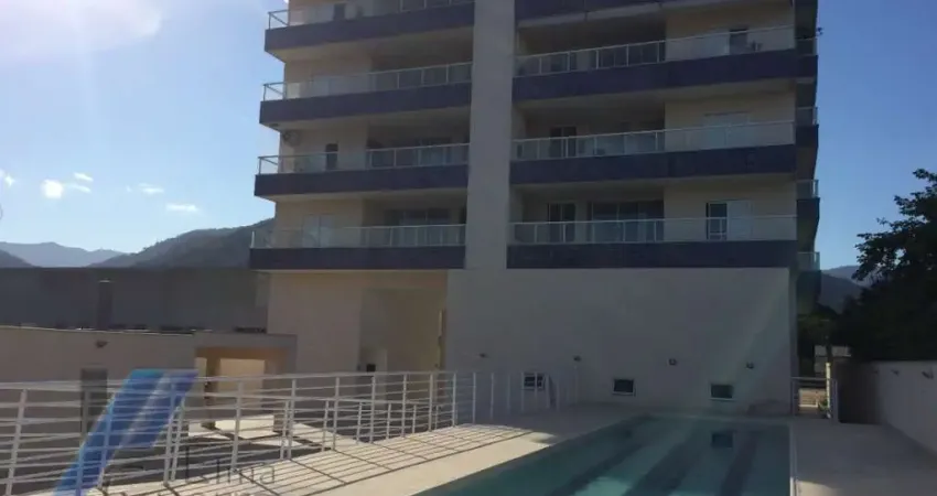 Ubatuba, Centro - Apartamento com 03 suítes com área util de 180 m2 e área de lazer completa.