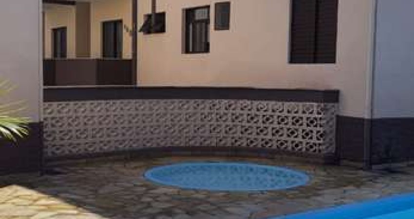 Ubatuba, Itaguá - Apartamento com 02 dormitórios, sendo 01 suíte.
