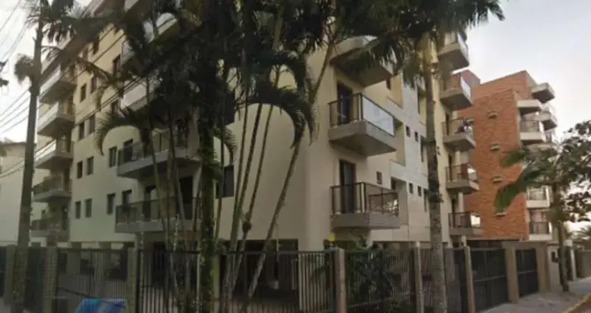 Ubatuba, Praia Grande - Apartamento com 3 dormitórios, sendo 01 suítes, 50 metros da praia.