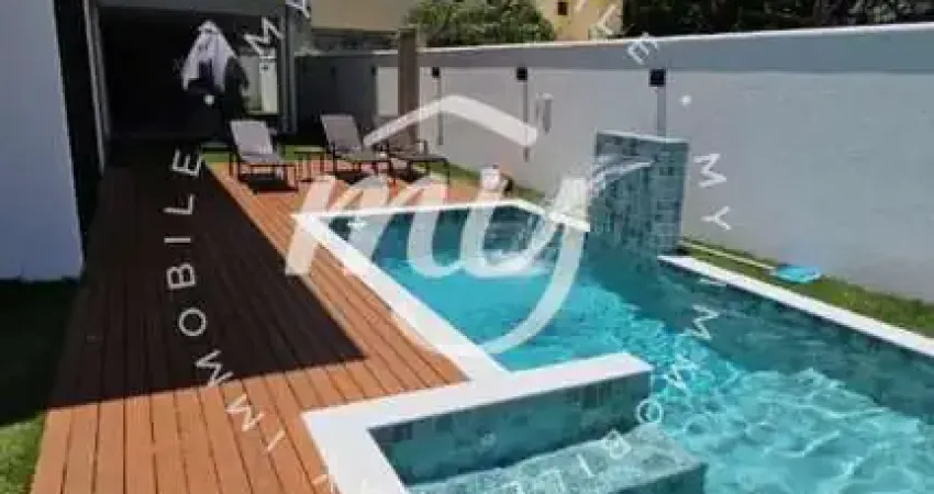 Guarajuba| Casa Duplex com 320m²| 8 Suítes| 200m da Praia| em Guarajuba