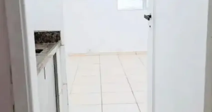 Imóvel para venda possui 27 metros com 1 quarto na quadra da praia em boqueirão - santos