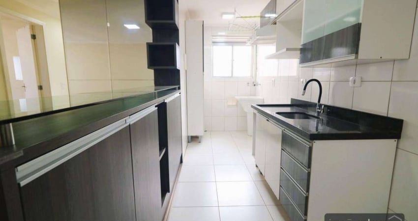Apartamento com 3 dormitórios para alugar, 59 m² por R$ 2.000/mês - Santa Quitéria - Curitiba/PR
