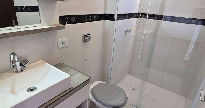 Apto com 2 dormitórios à venda, ao lado da IPO e Shop Agua Verde com 44 m² por R$ 275.000 - Água Verde