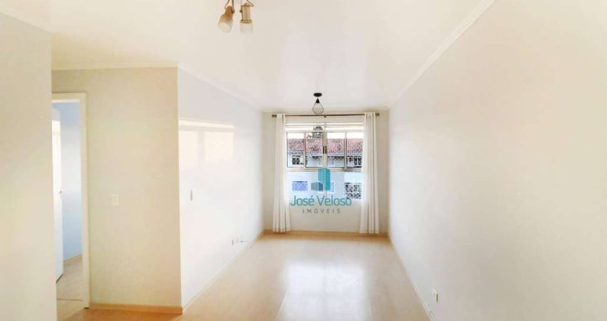 Apartamento com 2 dormitórios para alugar, 50 m² por R$ 1.600/mês - Santa Quitéria - Curitiba/PR