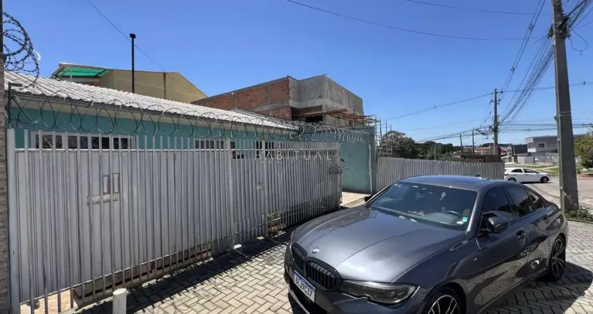 Casa com 3 quartos à venda na Rua Sebastião Gomes Oliveira, Pinheirinho, Curitiba