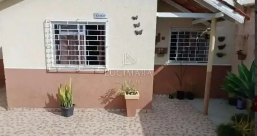 Casa com 2 quartos à venda na Rua Juiz de Paz José da Rocha, 30, Ganchinho, Curitiba