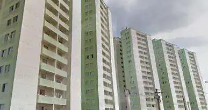 Apartamento em Osasco, 61m2 Condomínio Amazonas Bairro Flora/Jaguaribe, contendo 02 domritórios, sacada, piso laminado, 01 vaga coberta