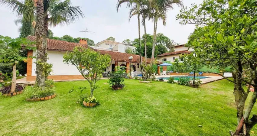 Casa de 370m² para locação - Parque São Paulo, Cotia